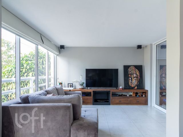 Apartamento com 132m², 2 dormitórios, 2 suítes, 1 vaga, Menino Deus em Porto Alegre