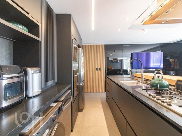 Apartamento com 132m², 2 dormitórios, 2 suítes, 1 vaga, Menino Deus em Porto Alegre