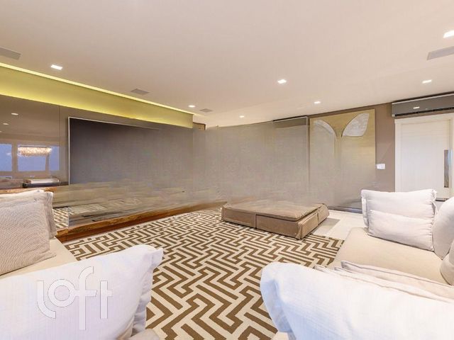 Apartamento com 179m², 2 dormitórios, 2 suítes, Rio Branco em Porto Alegre