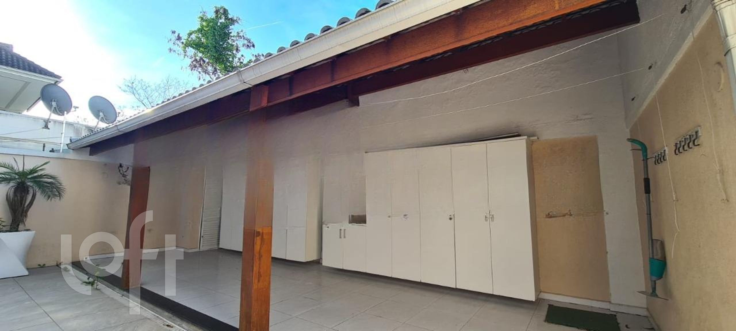 Casa à venda com 4 quartos, 277m² - Foto 12