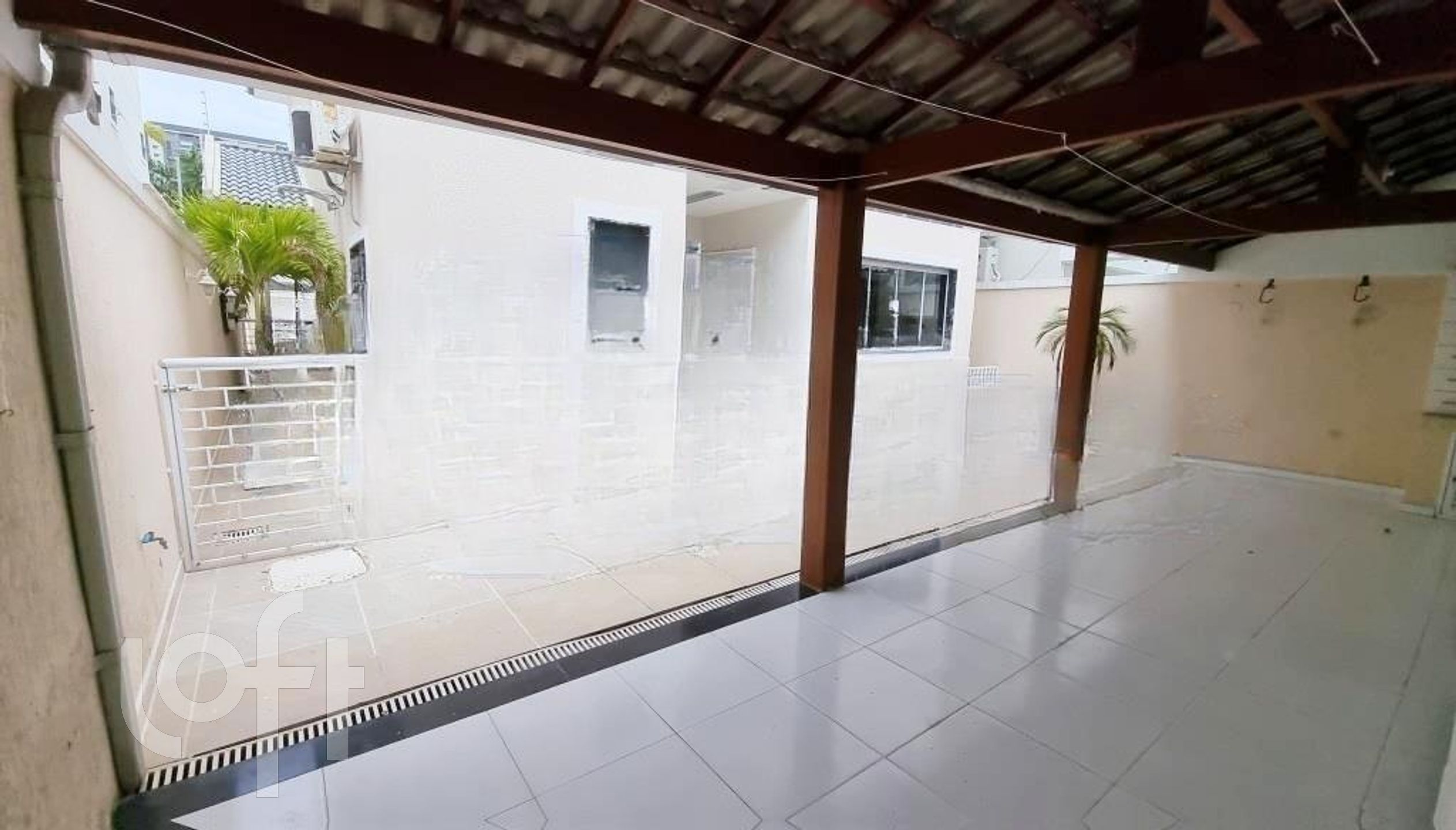 Casa à venda com 4 quartos, 277m² - Foto 13