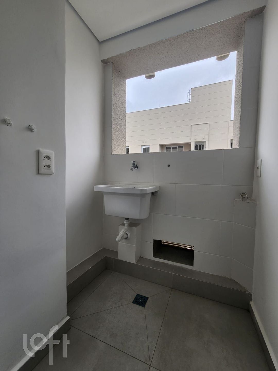 Apartamento à venda com 2 quartos, 77m² - Foto 8