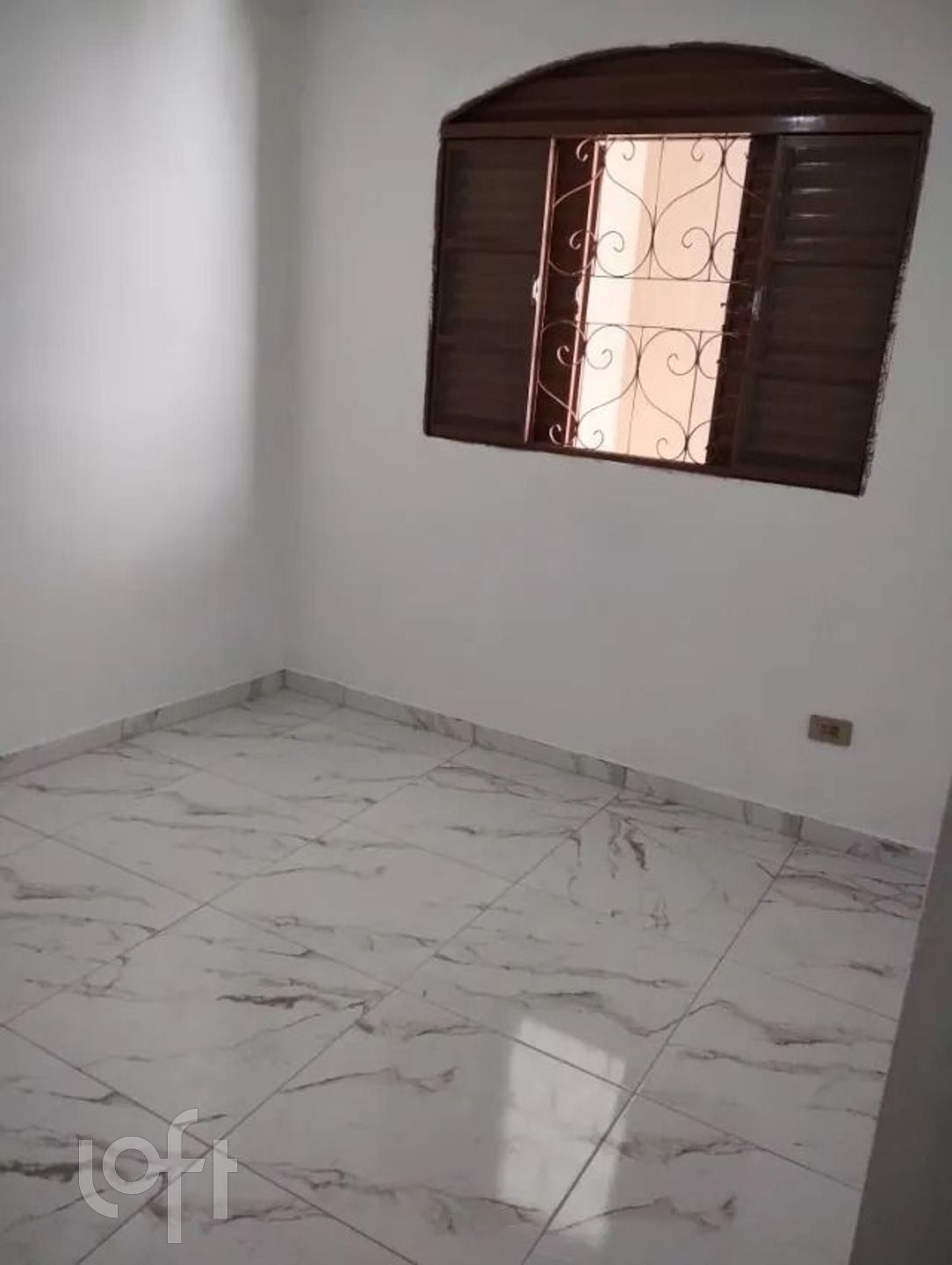 Casa à venda com 3 quartos, 140m² - Foto 1