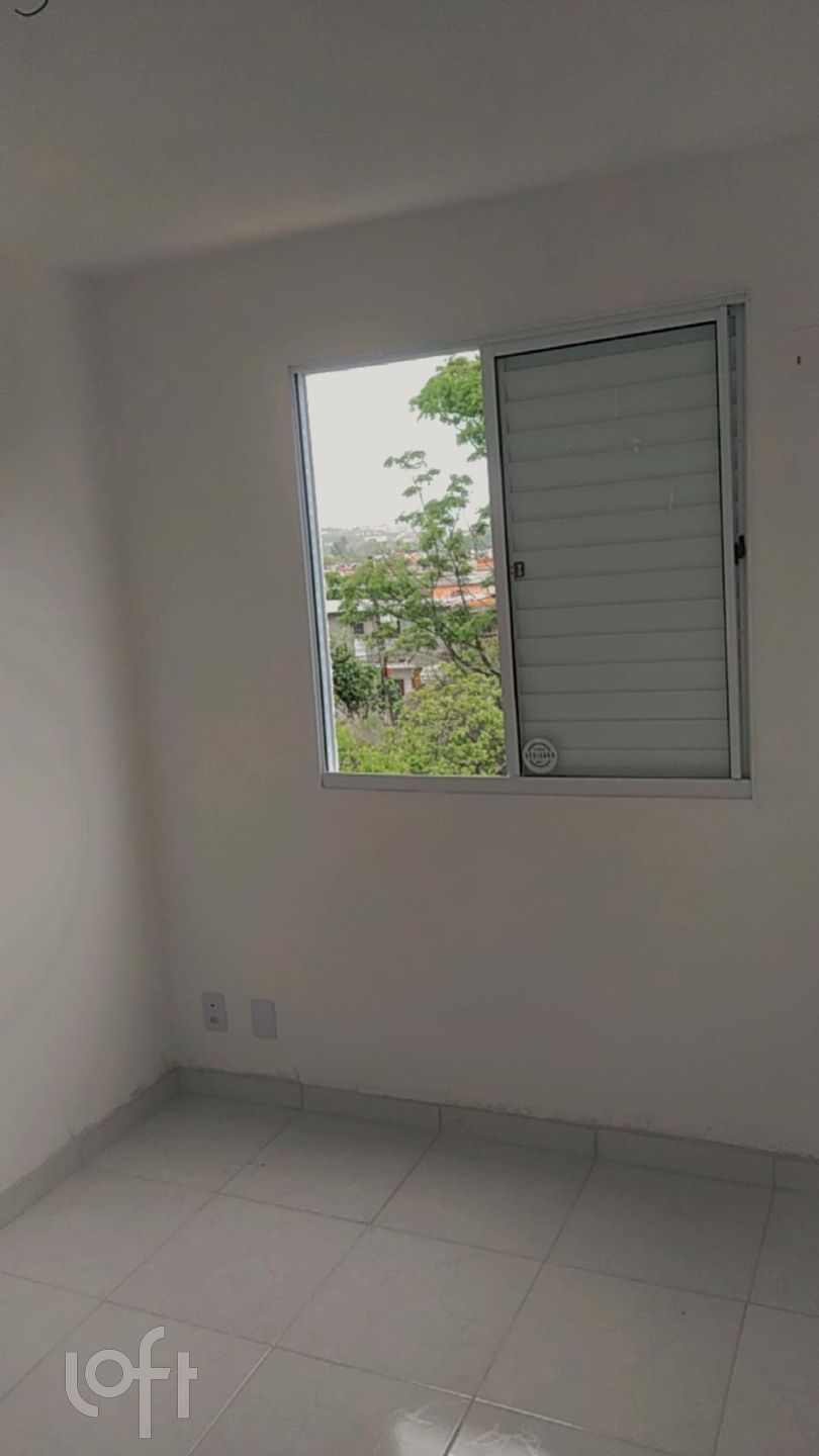 Apartamento à venda com 2 quartos, 40m² - Foto 3