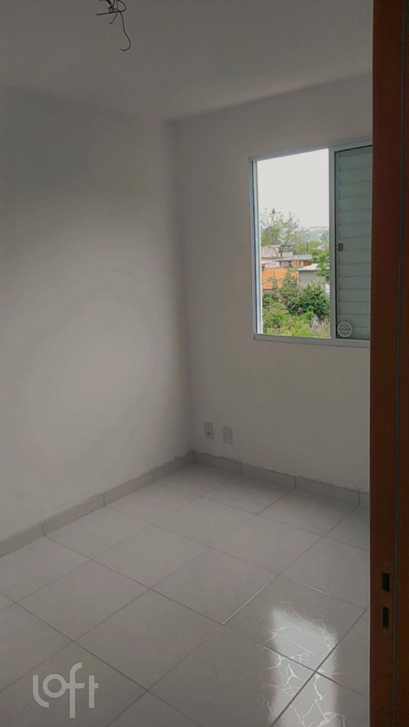 Apartamento à venda com 2 quartos, 40m² - Foto 2