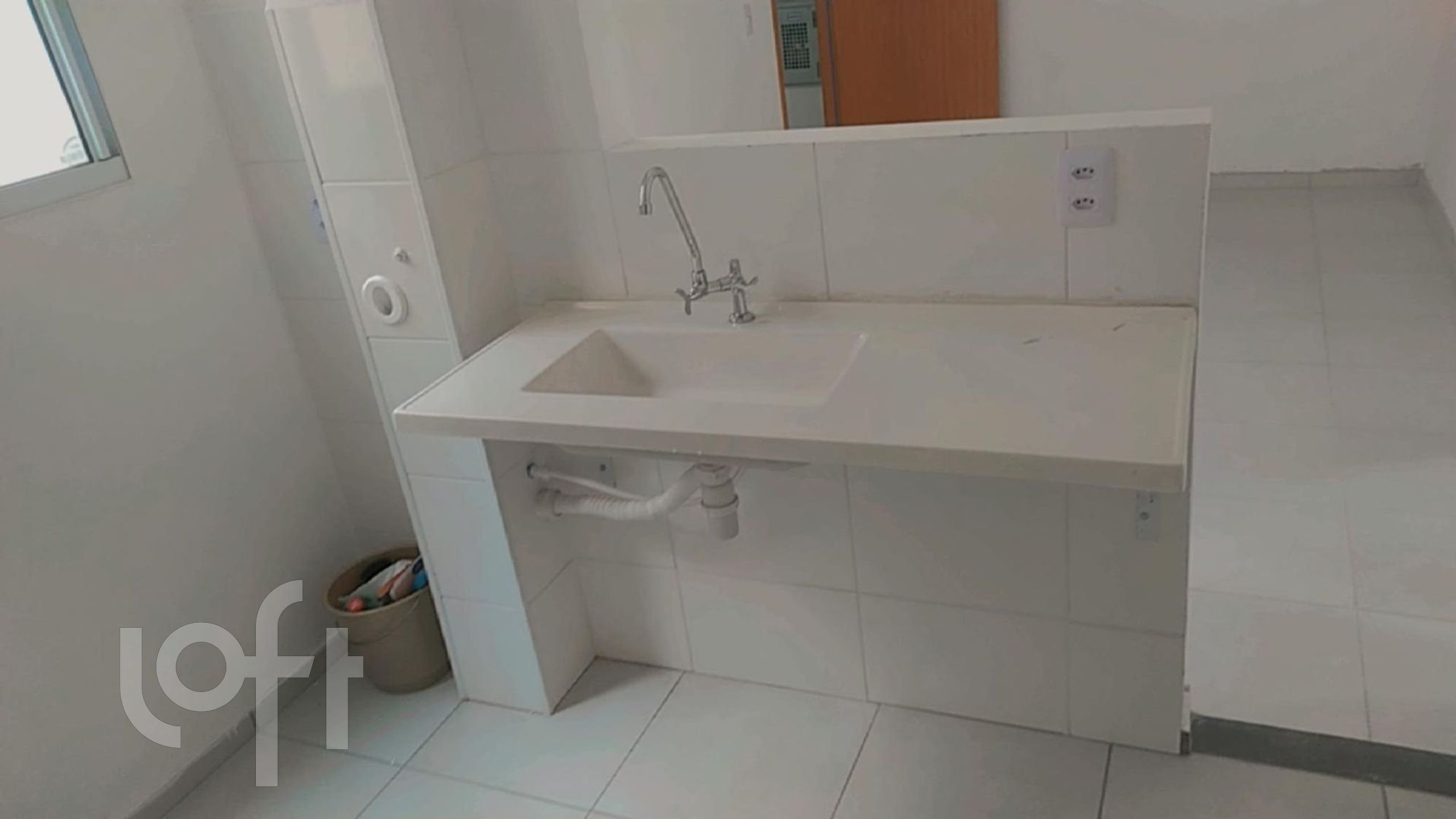 Apartamento à venda com 2 quartos, 40m² - Foto 5