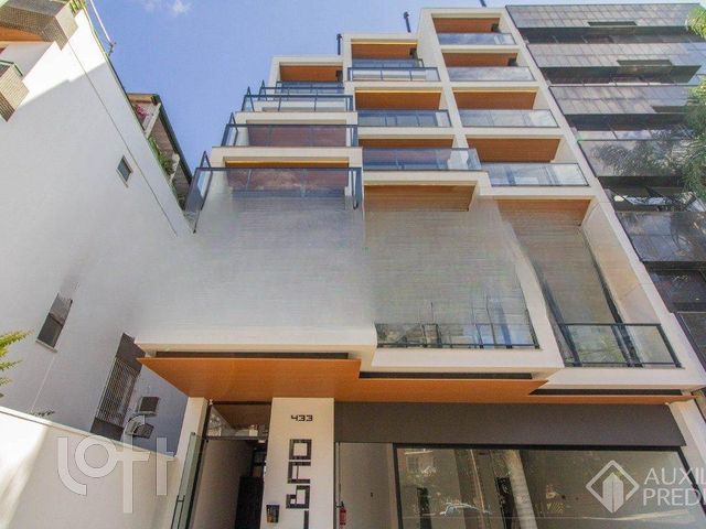Apartamento com 52m², 1 dormitório, 1 suíte, Rio Branco em Porto Alegre