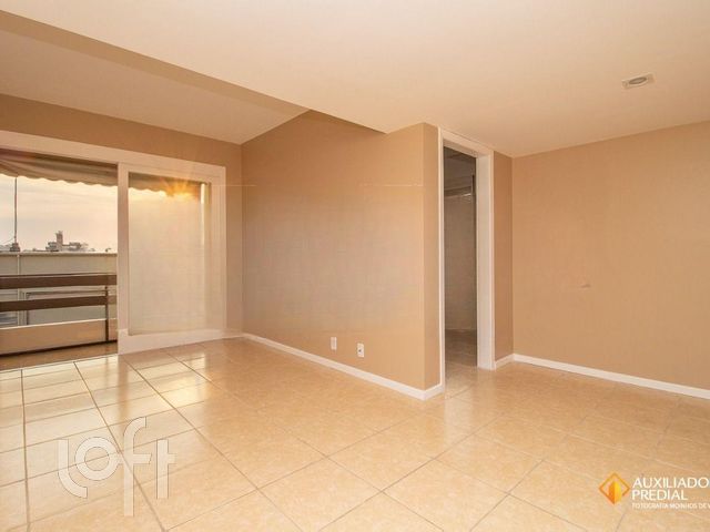 Apartamento com 48m², 1 dormitório, 1 suíte, 1 vaga, Rio Branco em Porto Alegre