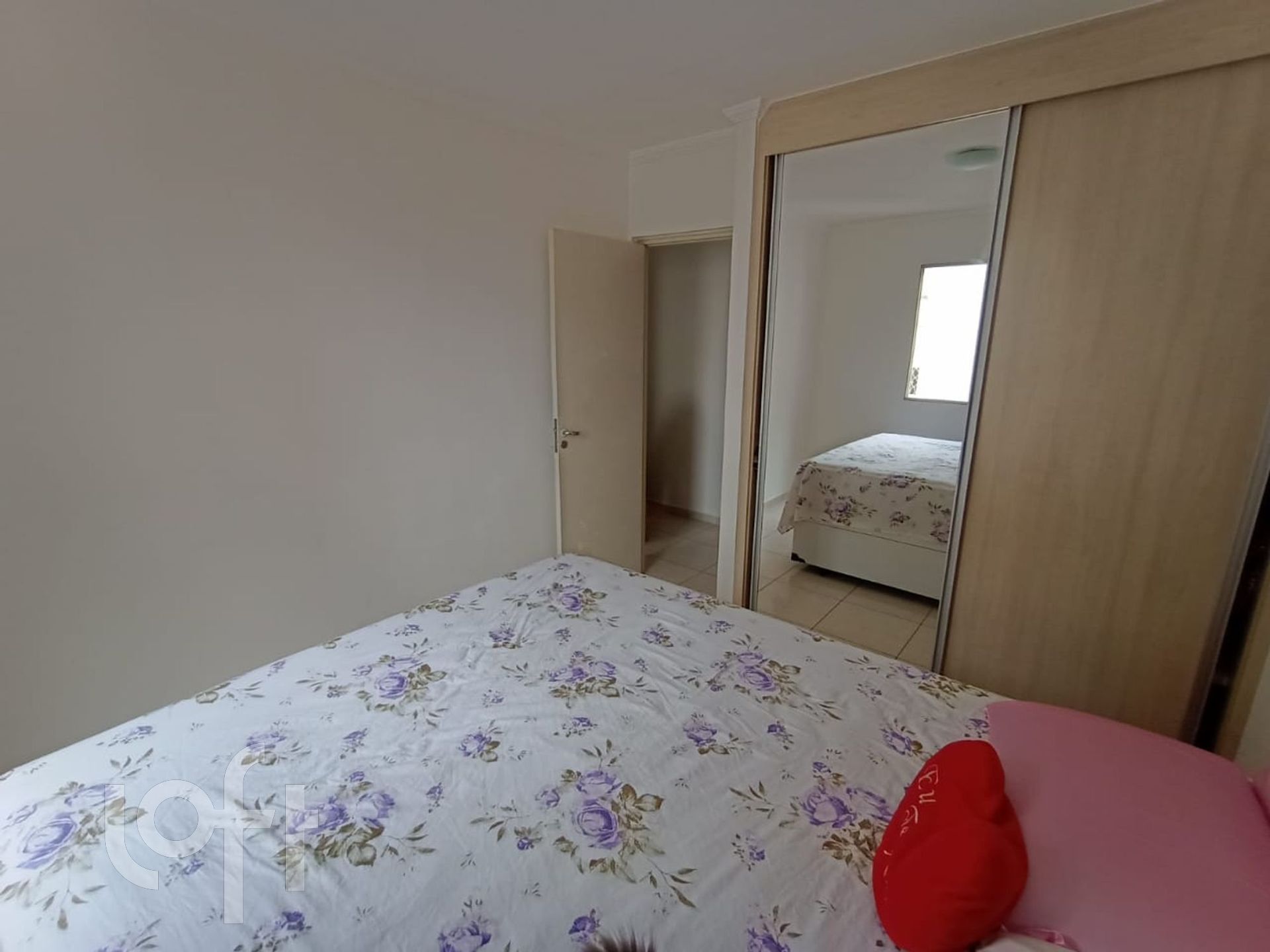 Apartamento à venda com 2 quartos, 70m² - Foto 7