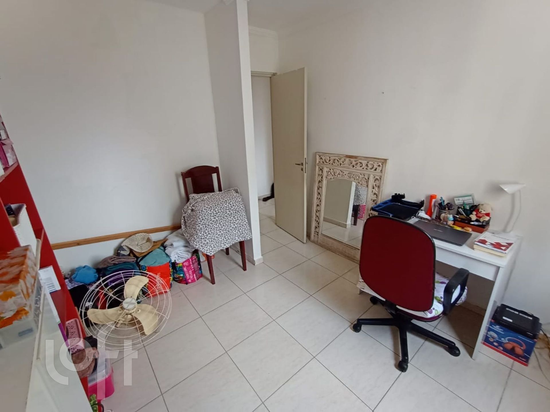 Apartamento à venda com 2 quartos, 70m² - Foto 3