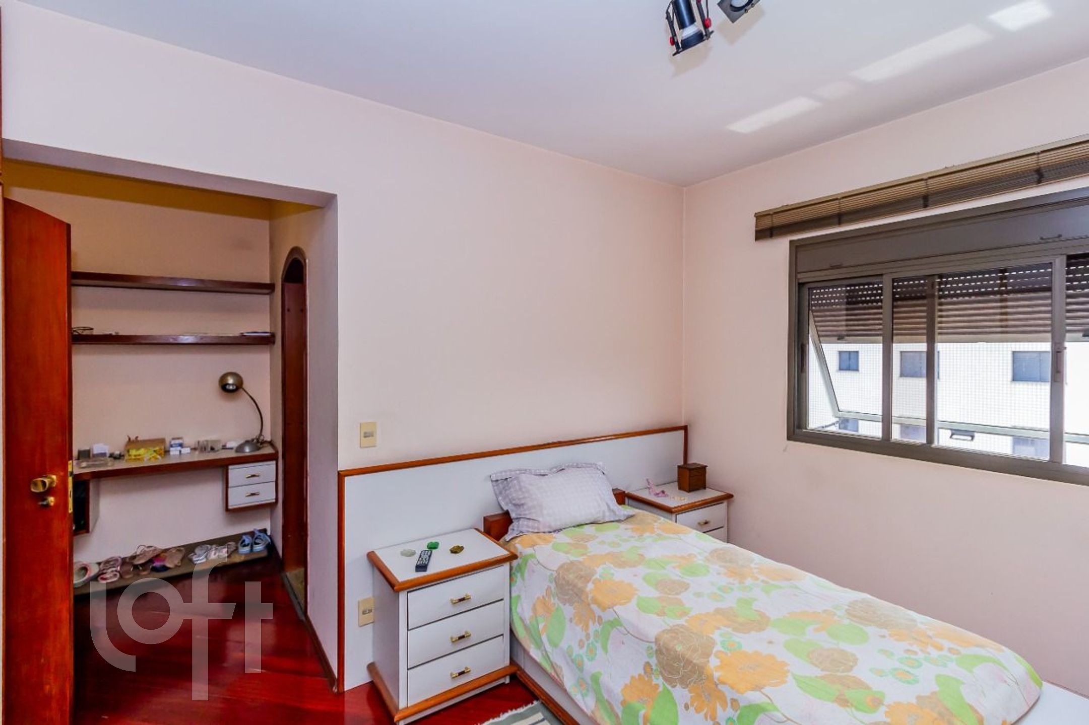 Apartamento à venda com 3 quartos, 240m² - Foto 31