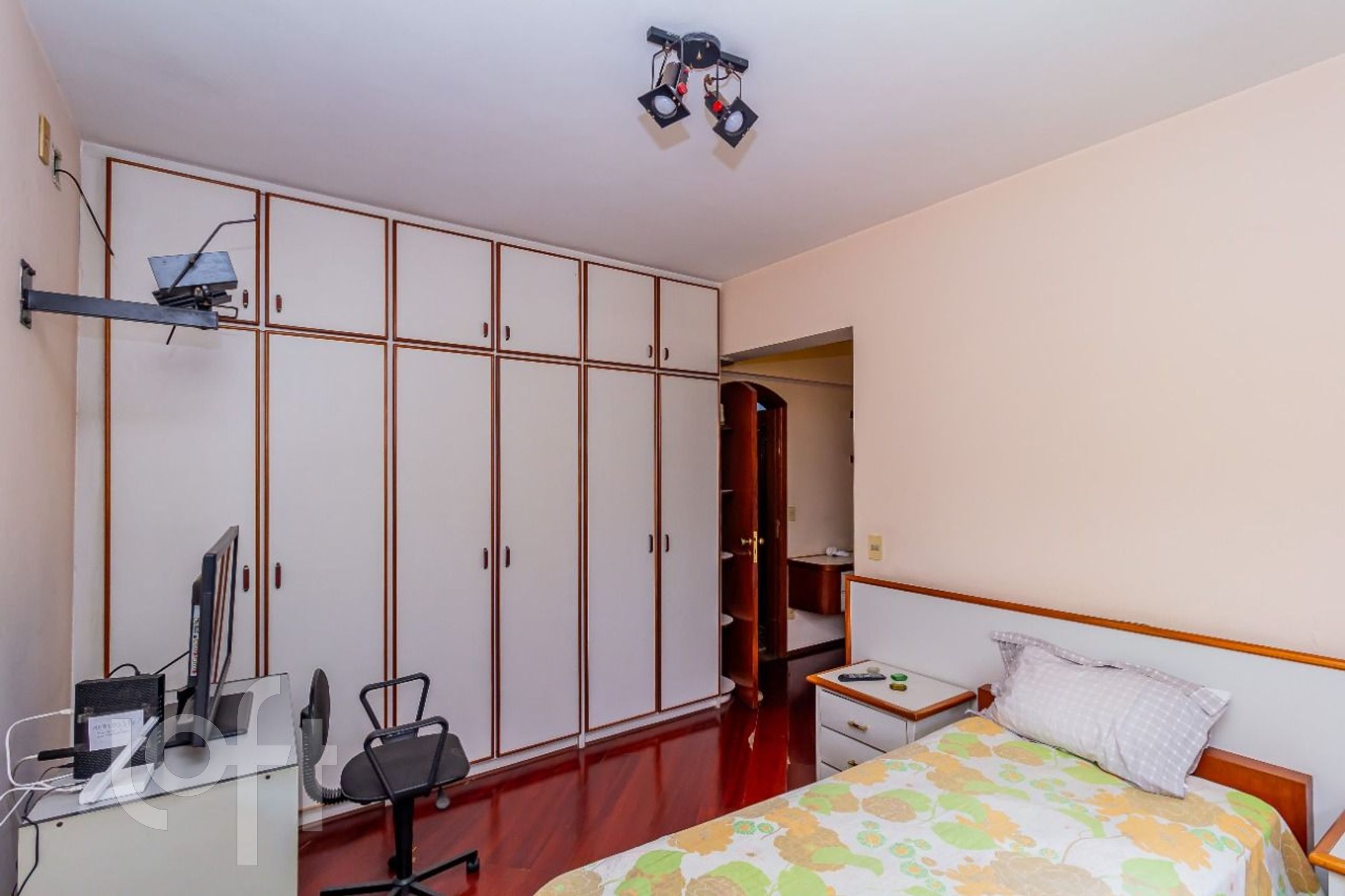 Apartamento à venda com 3 quartos, 240m² - Foto 33