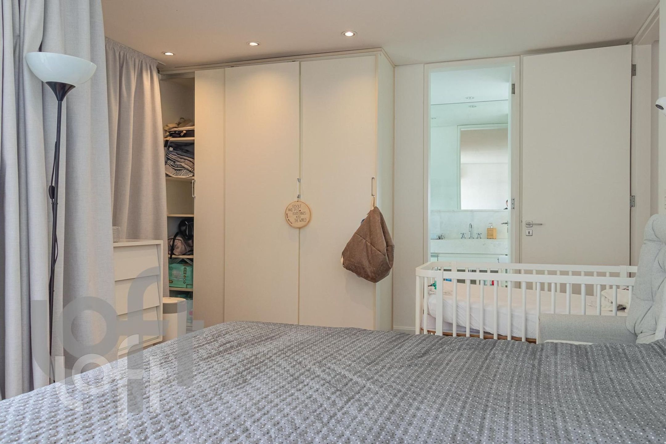 Apartamento à venda com 2 quartos, 180m² - Foto 10