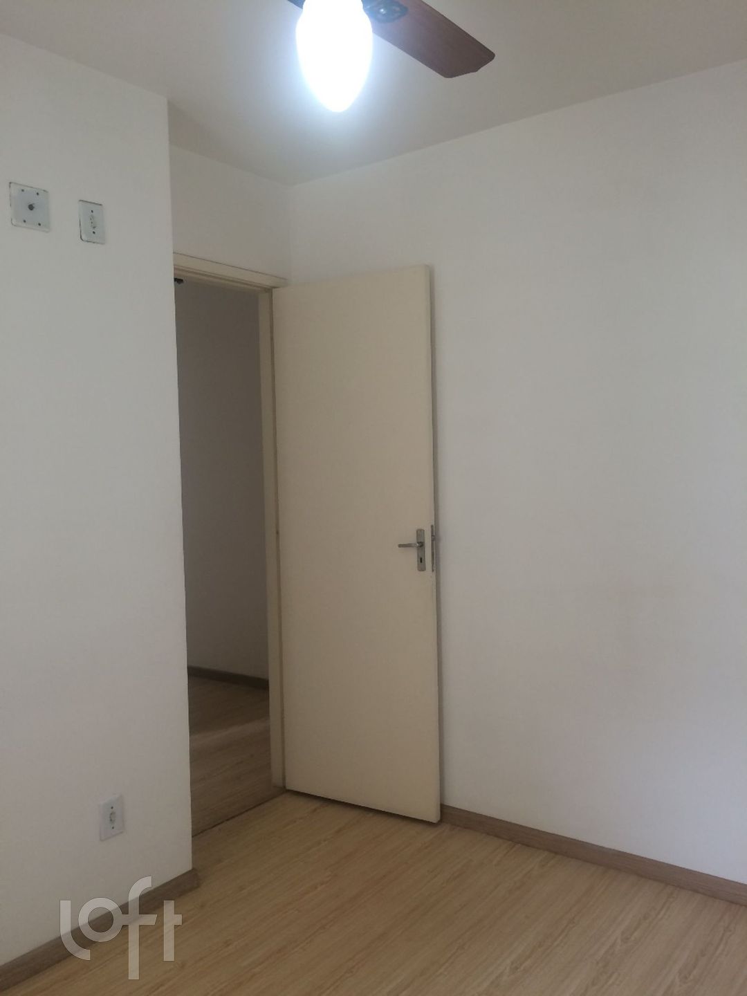 Apartamento à venda com 2 quartos, 43m² - Foto 2