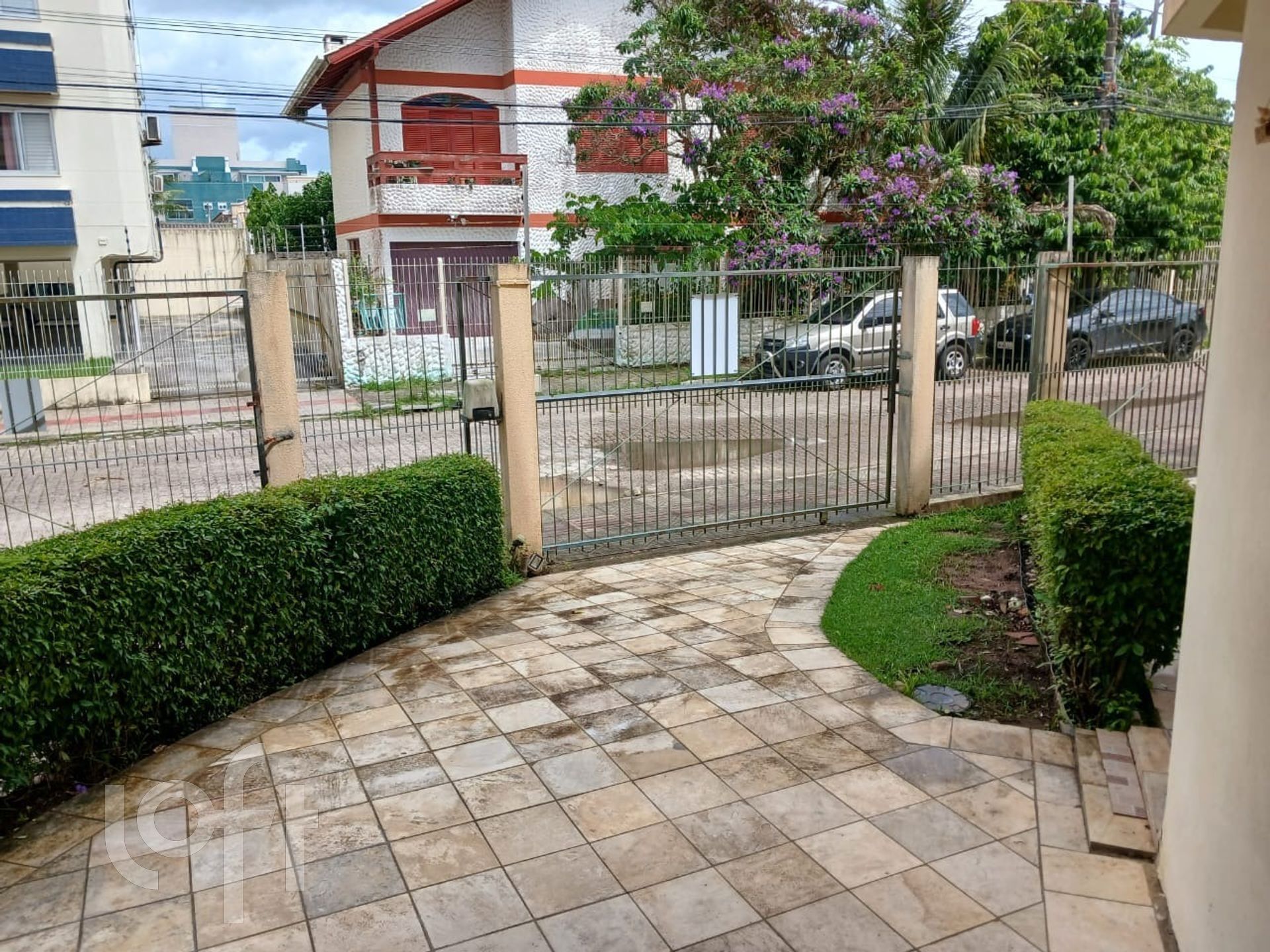 Casa Residencial com 112m², 3 quartos, 1 suíte, 1 garagem, no bairro Canasvieiras em Florianópolis