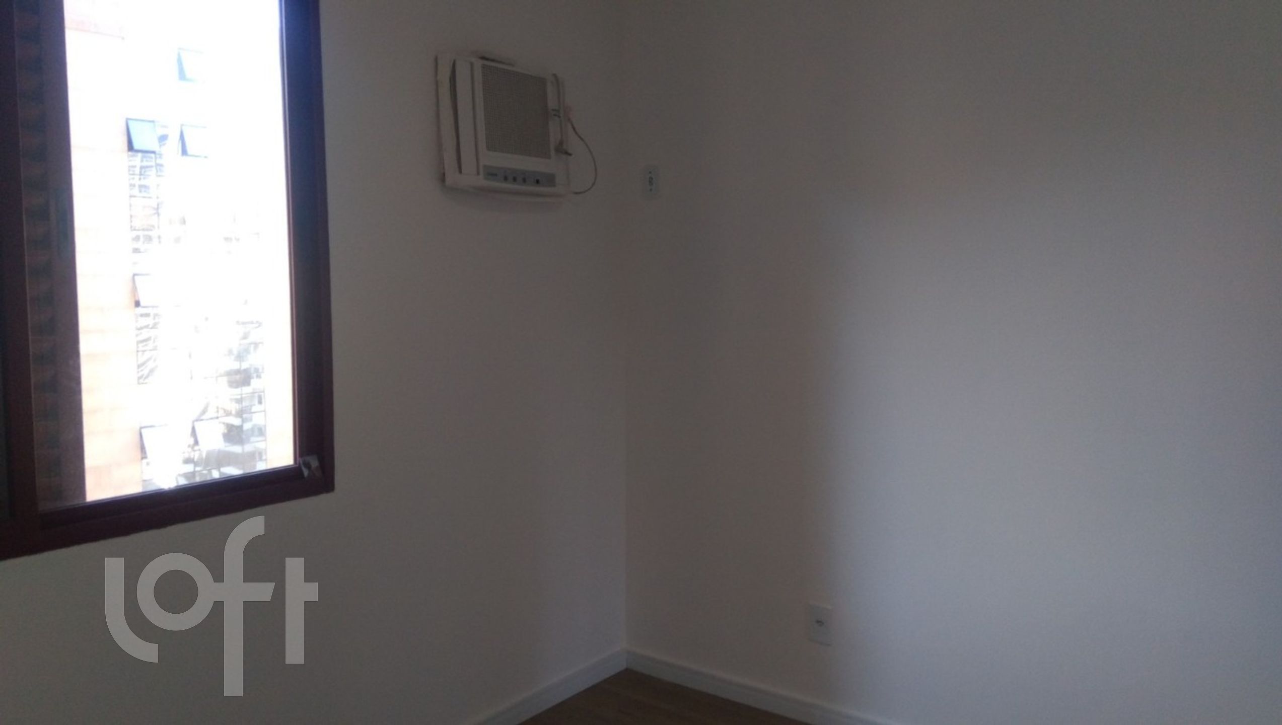 Apartamento à venda com 1 quarto, 45m² - Foto 33