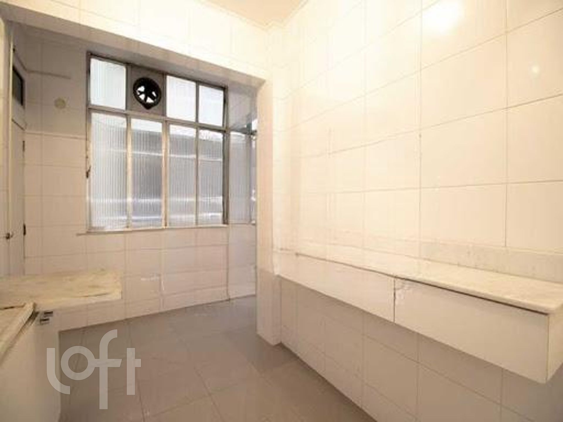 Apartamento à venda com 2 quartos, 72m² - Foto 7