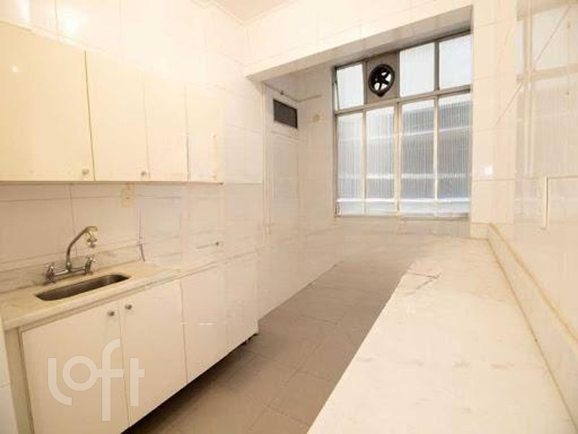 Apartamento à venda com 2 quartos, 72m² - Foto 5