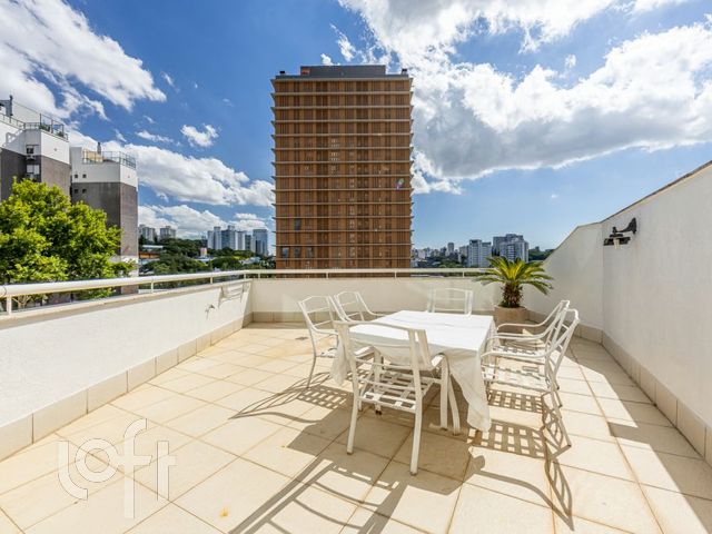 Apartamento com 75m², 1 dormitório, 1 suíte, 1 vaga, Três Figueiras em Porto Alegre