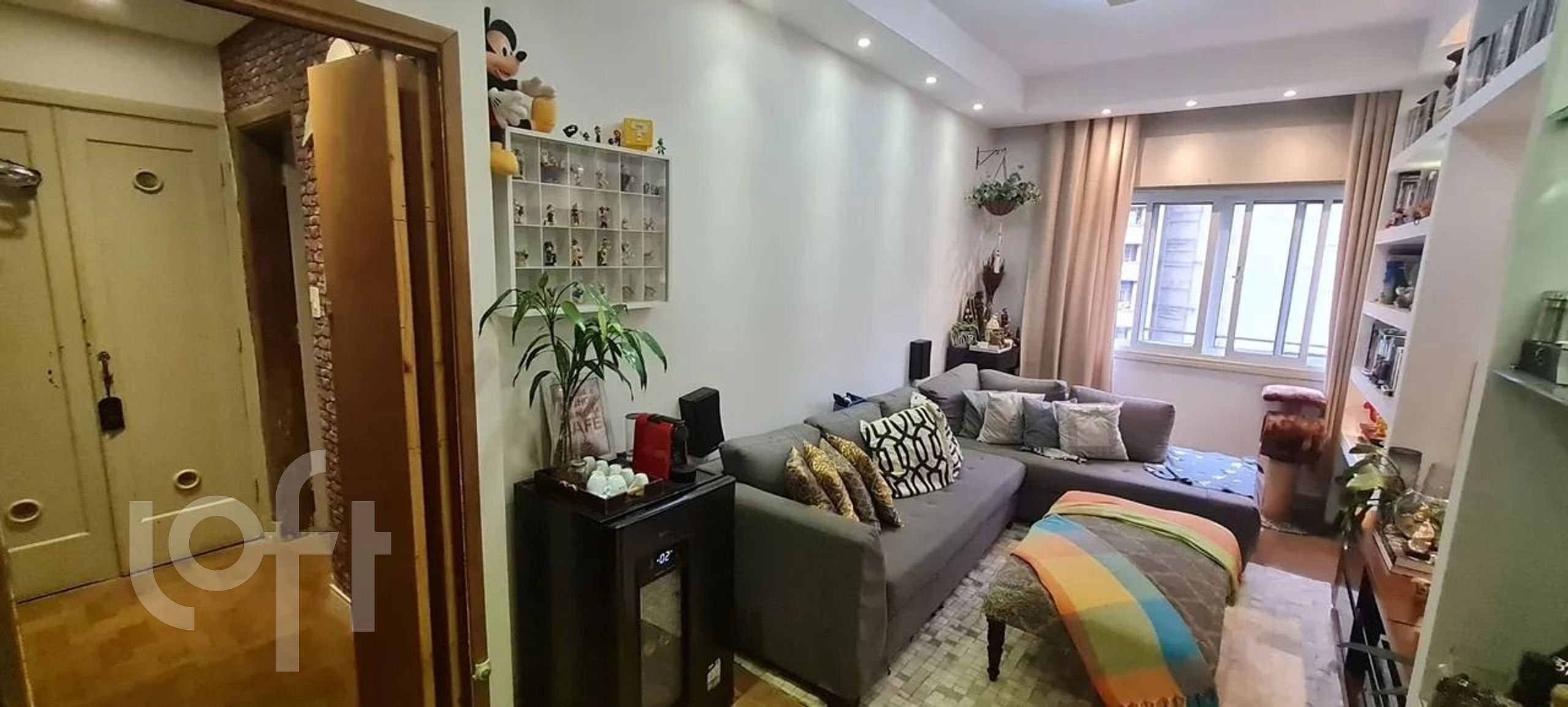 Apartamento à venda com 2 quartos, 78m² - Foto 1