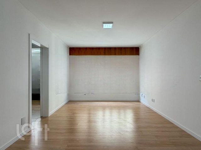Apartamento com 104m², 3 dormitórios, 1 suíte, 1 vaga, Auxiliadora em Porto Alegre