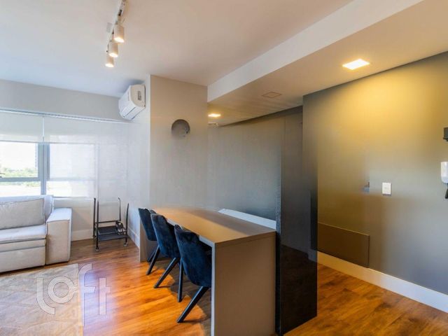 Apartamento com 60m², 1 dormitório, 1 suíte, 2 vagas, Chácara das Pedras em Porto Alegre