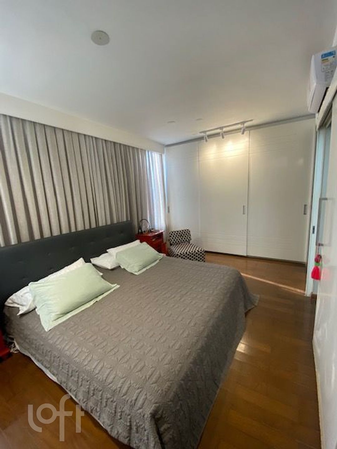 Casa à venda com 3 quartos, 240m² - Foto 17