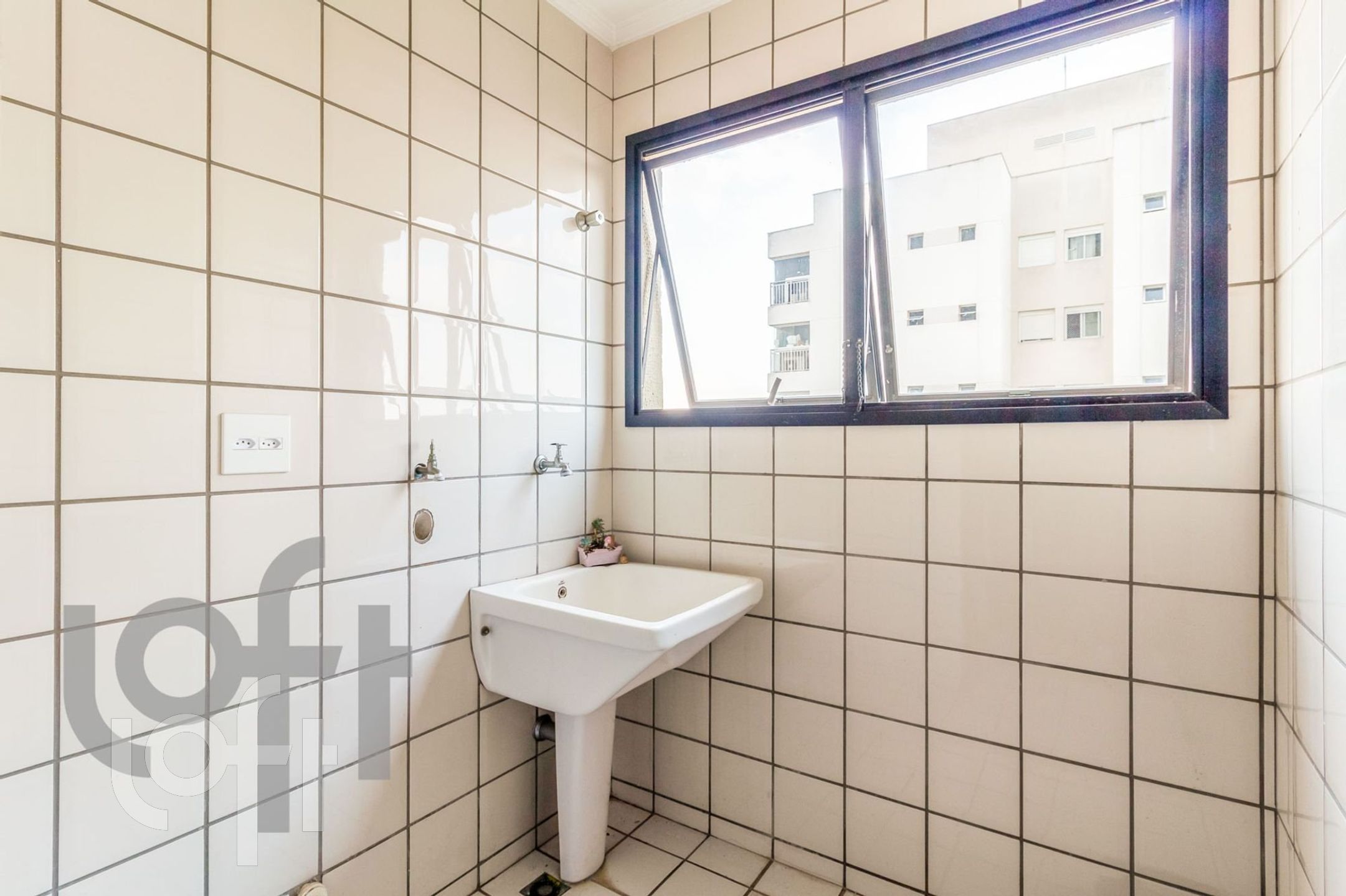 Apartamento à venda com 3 quartos, 82m² - Foto 19