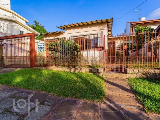 Casa com 181m², 3 dormitórios, 1 suíte, 3 vagas, Chácara das Pedras em Porto Alegre