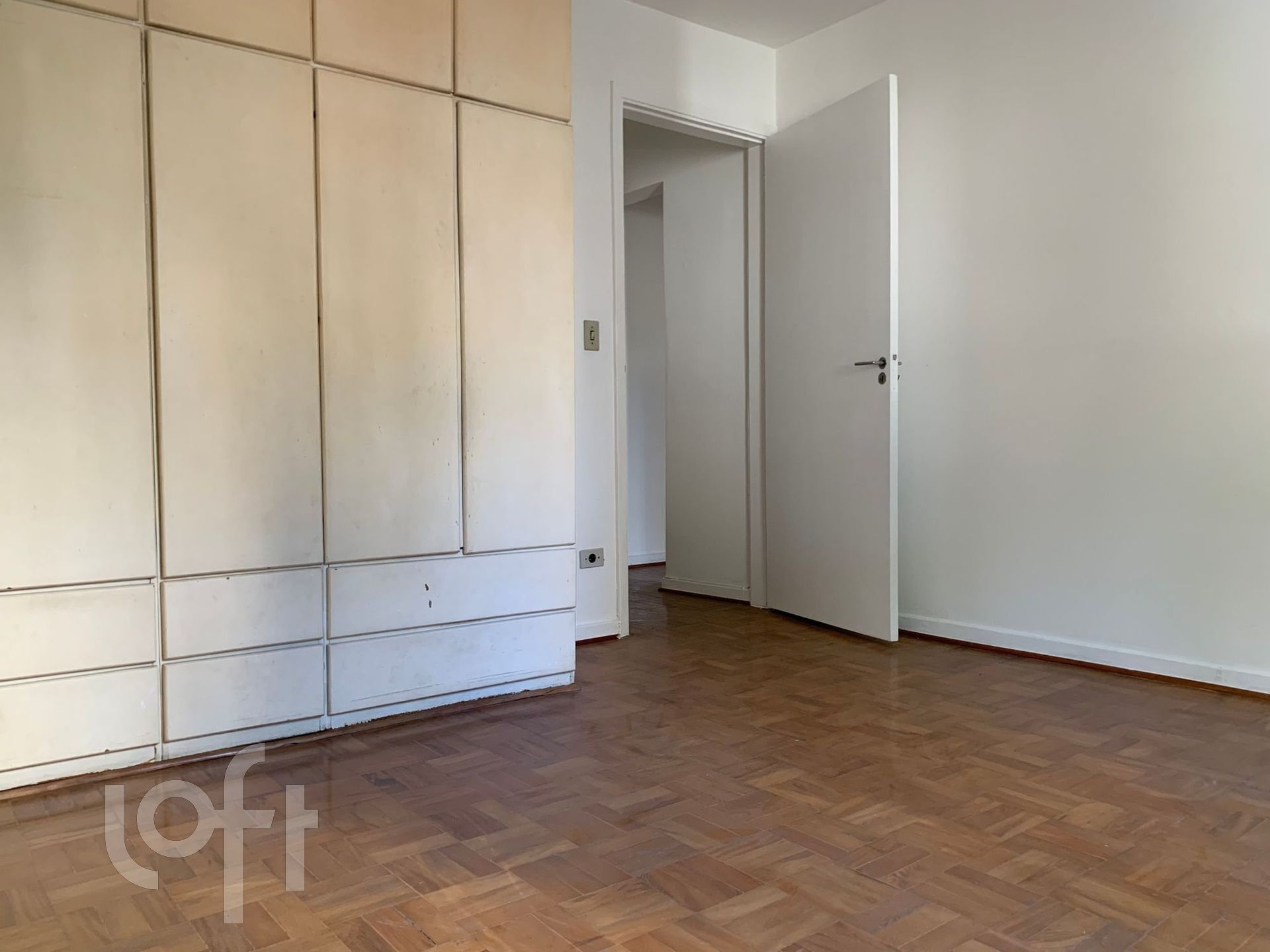 Apartamento à venda com 3 quartos, 77m² - Foto 3