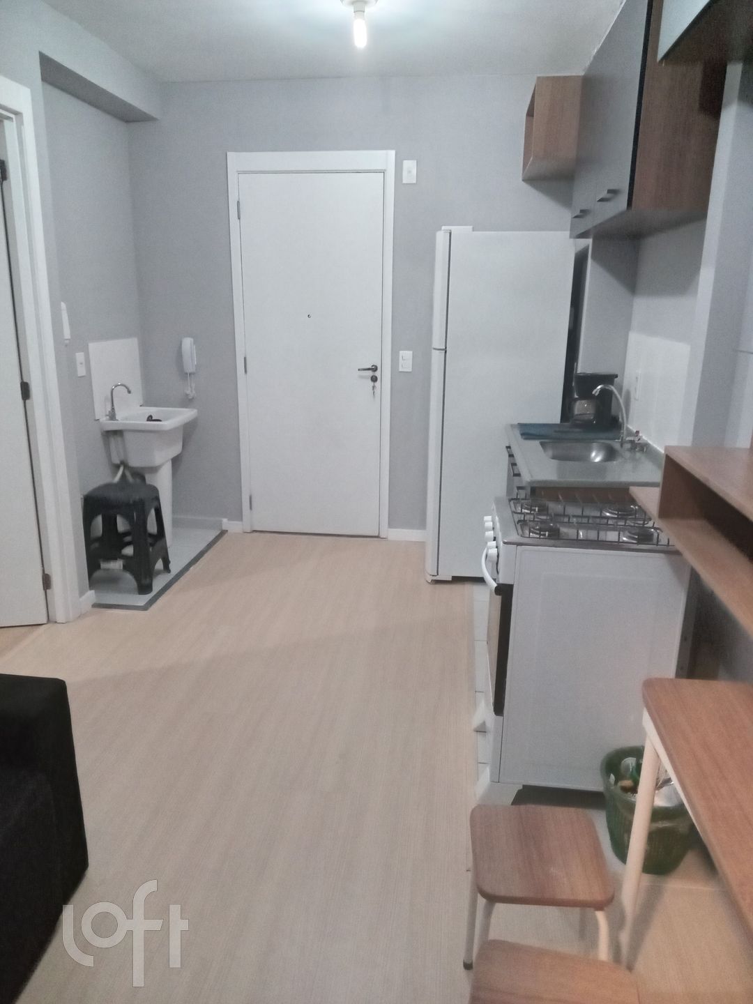 Apartamento à venda com 1 quarto, 27m² - Foto 3