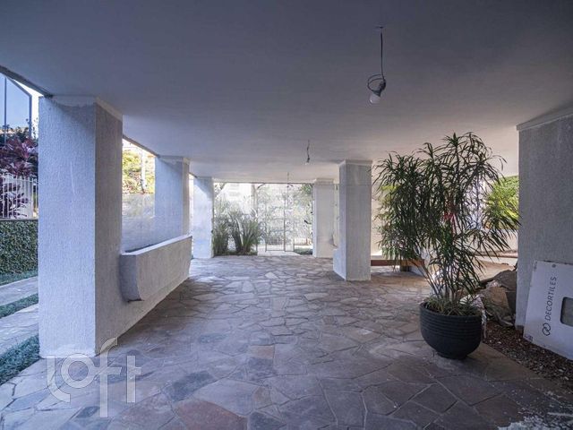 Apartamento com 75m², 2 dormitórios, 1 vaga, Menino Deus em Porto Alegre