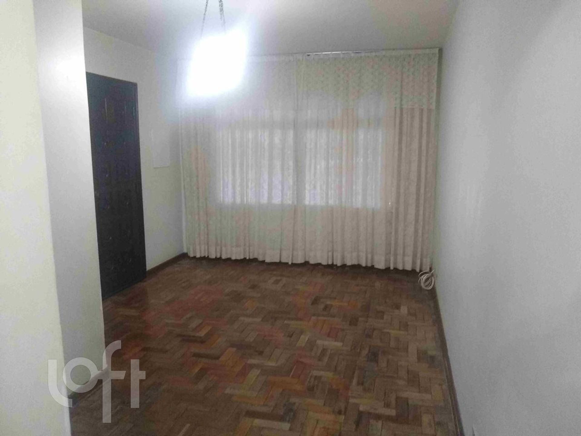 Casa à venda com 3 quartos, 130m² - Foto 1