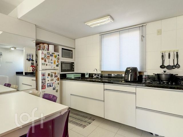 Apartamento com 75m², 2 dormitórios, 1 vaga, Rio Branco em Porto Alegre