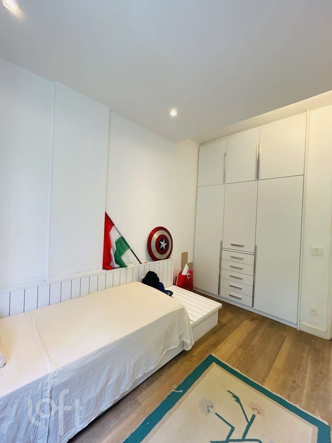 Apartamento à venda com 3 quartos, 121m² - Foto 19