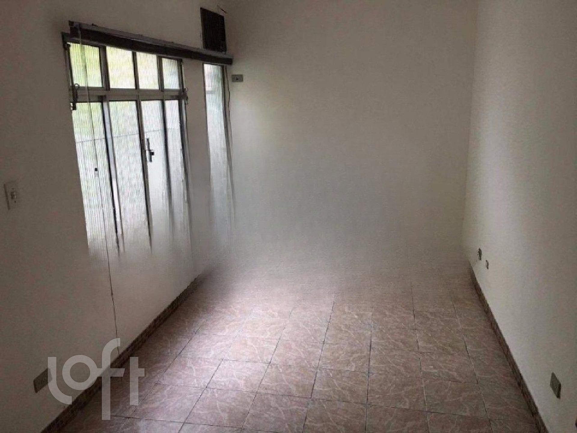 Casa à venda com 3 quartos, 224m² - Foto 9