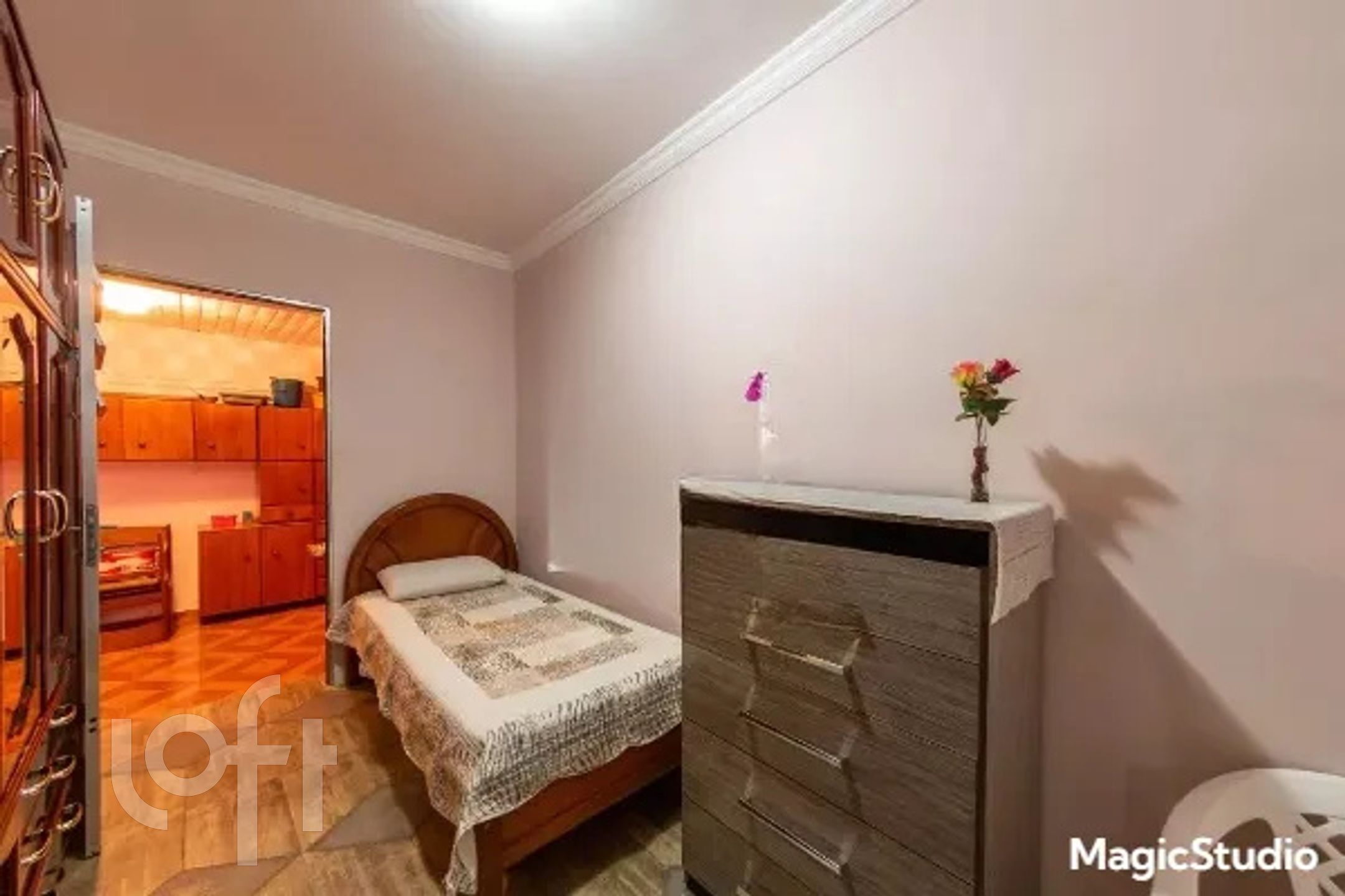 Casa à venda com 4 quartos, 200m² - Foto 9