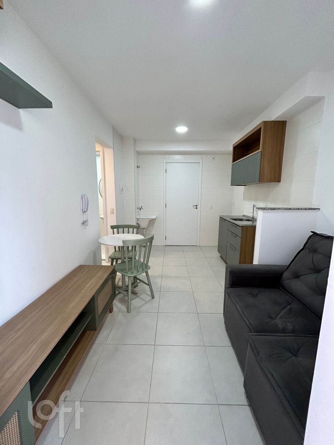 Apartamento à venda com 2 quartos, 35m² - Foto 8