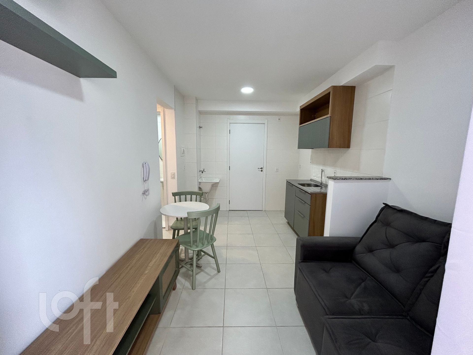 Apartamento à venda com 2 quartos, 35m² - Foto 9