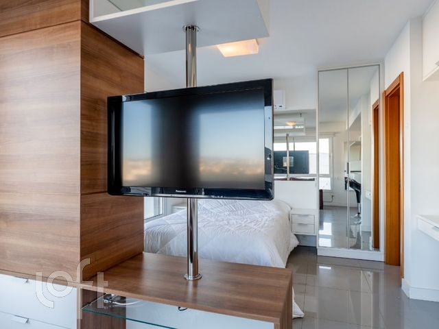 Apartamento com 37m², 1 dormitório, 1 suíte, 1 vaga, Três Figueiras em Porto Alegre