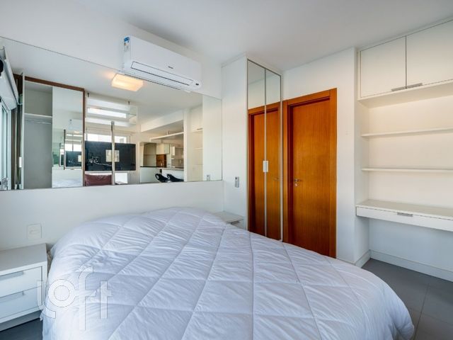 Apartamento com 37m², 1 dormitório, 1 suíte, 1 vaga, Três Figueiras em Porto Alegre
