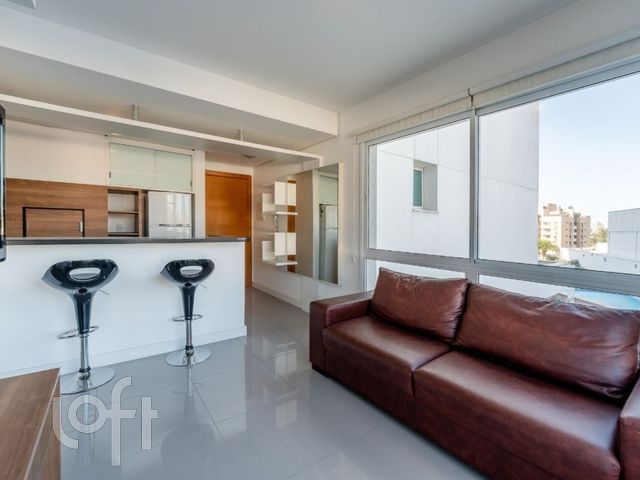 Apartamento com 37m², 1 dormitório, 1 suíte, 1 vaga, Três Figueiras em Porto Alegre