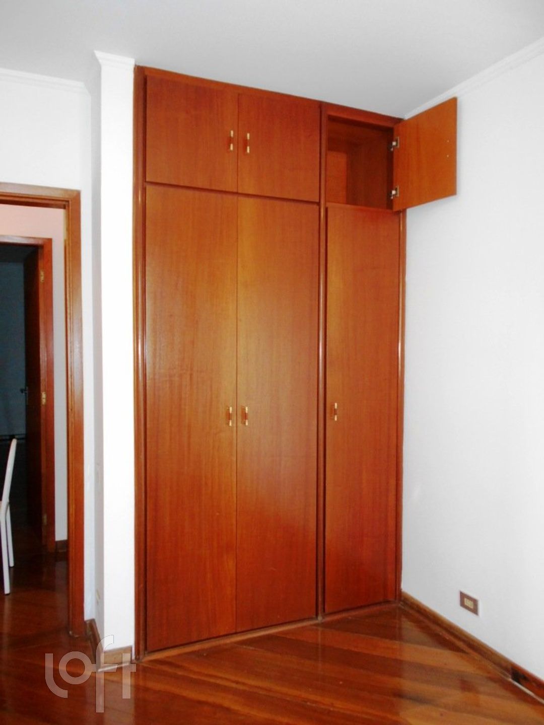 Apartamento à venda com 3 quartos, 103m² - Foto 4