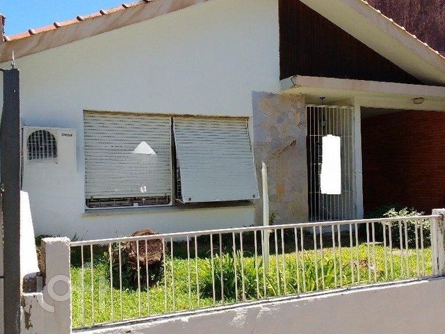 Casa com 182m², 3 dormitórios, 1 suíte, 2 vagas, Cristo Redentor em Porto Alegre