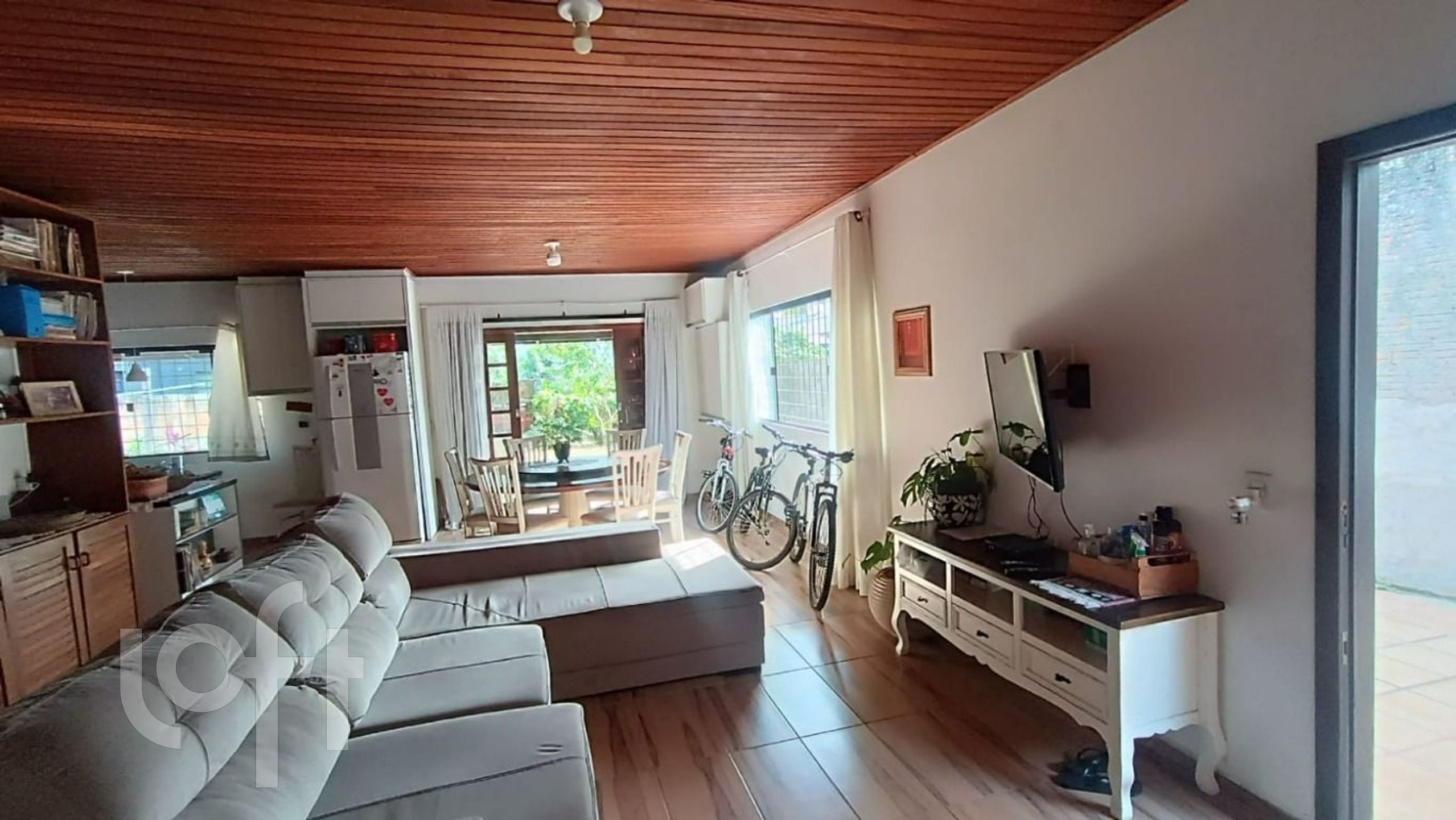 Casa Residencial com 148m², 3 quartos, 1 suíte, no bairro Cachoeira do bom Jesus Leste em Florianópolis