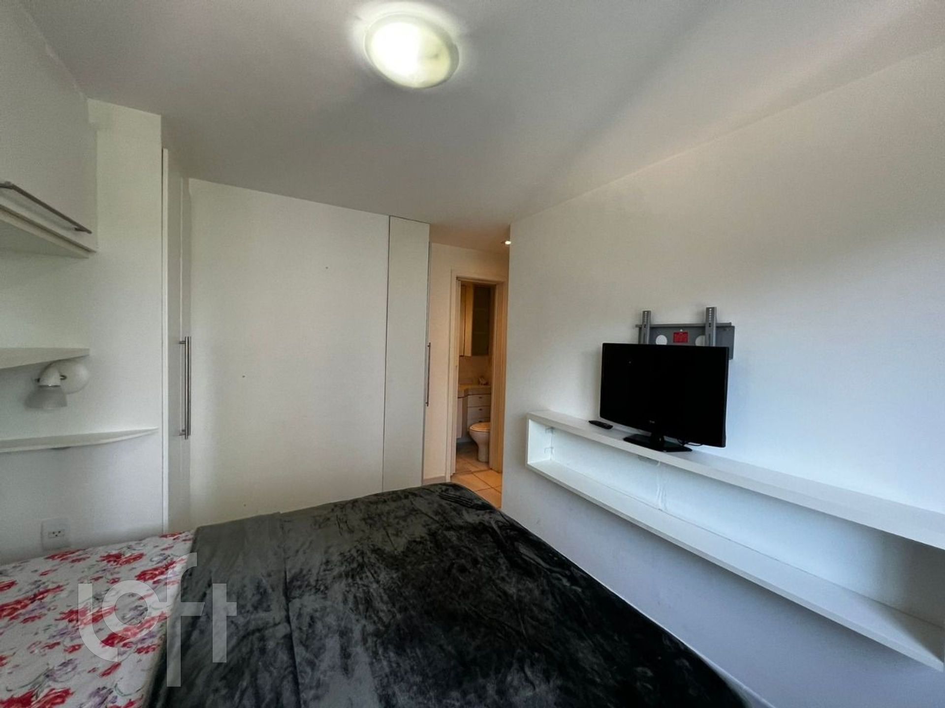 Apartamento à venda com 2 quartos, 80m² - Foto 14