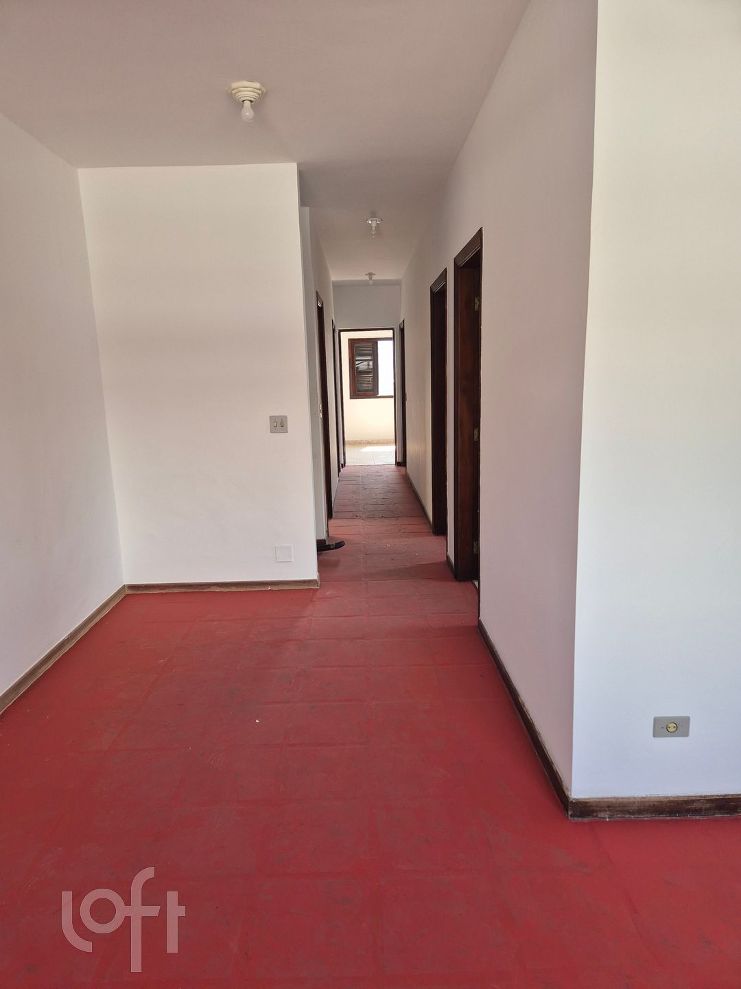 Casa à venda com 6 quartos, 350m² - Foto 6