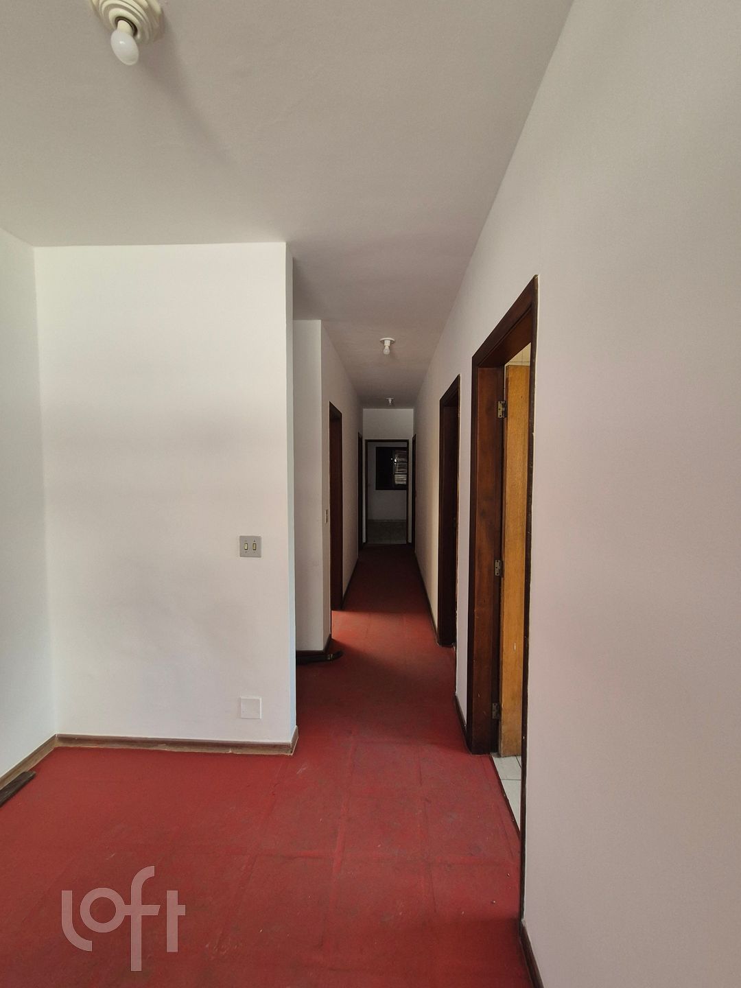 Casa à venda com 6 quartos, 350m² - Foto 8