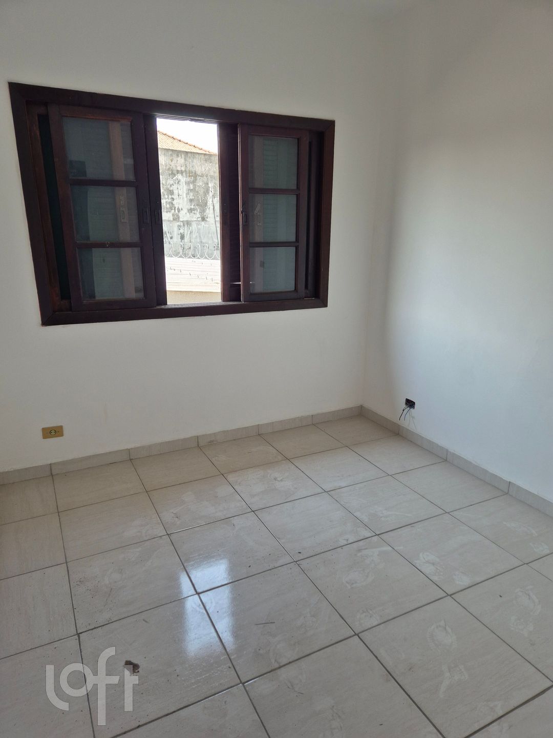 Casa à venda com 6 quartos, 350m² - Foto 10