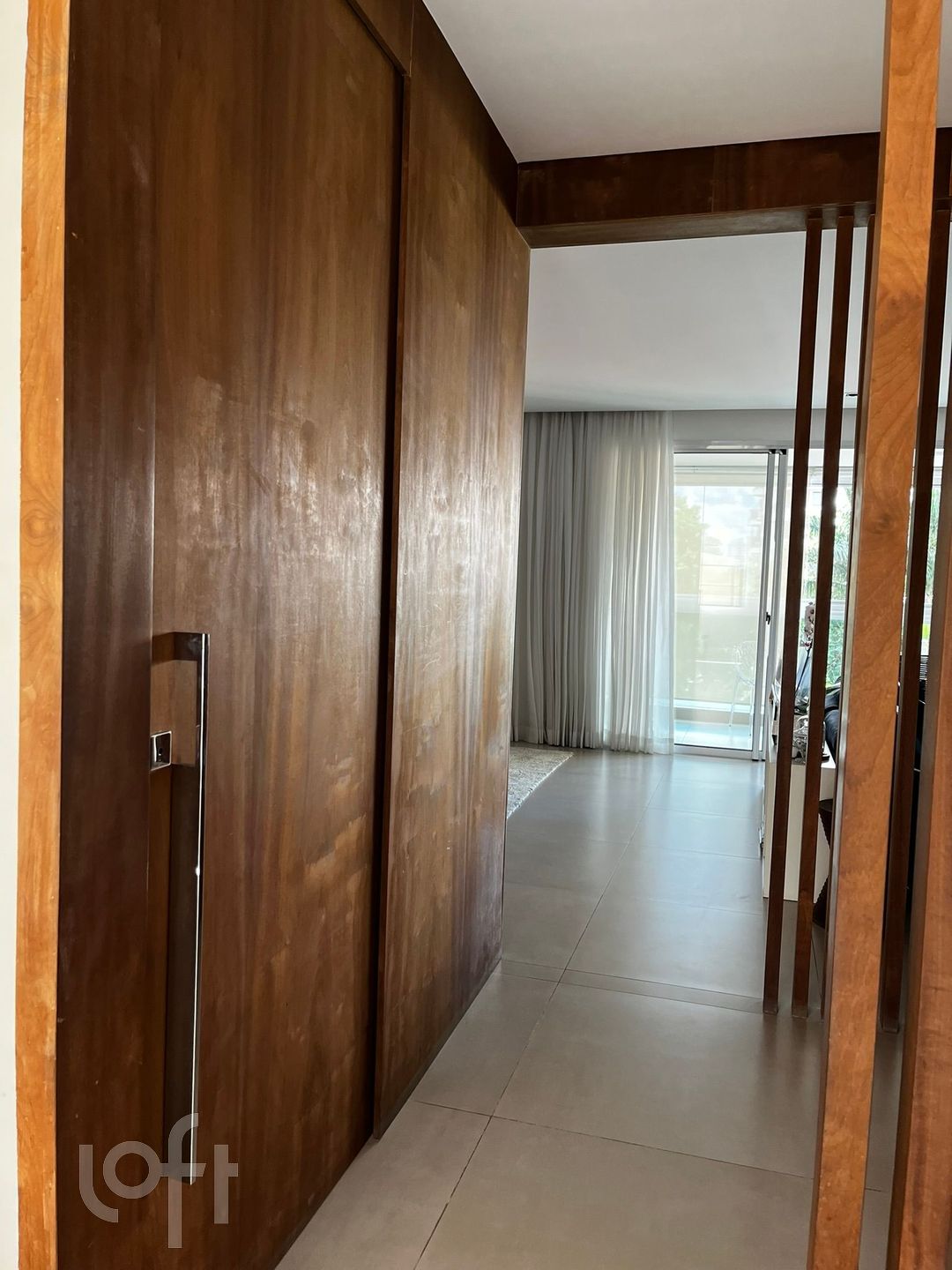 Apartamento à venda com 3 quartos, 228m² - Foto 10